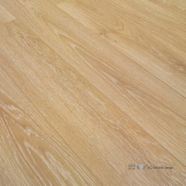 Piso Flotante Melamínico Roble Cal D2413 AC4 10mm